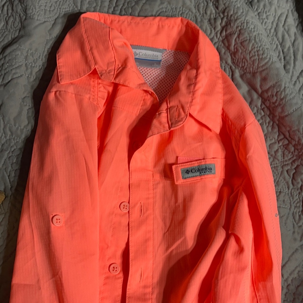 Girls outdoor UPF shirt from Columbia brand